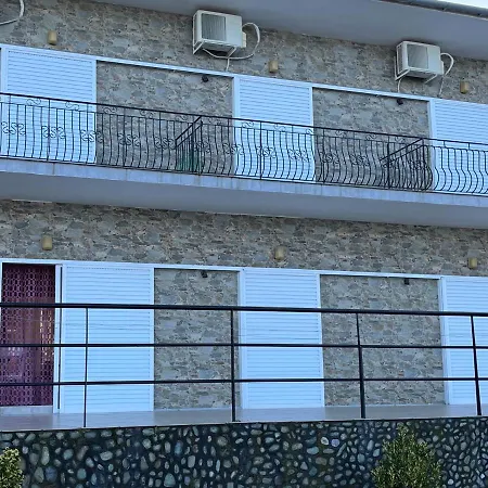Leonidas Koutsoupia Apartmán